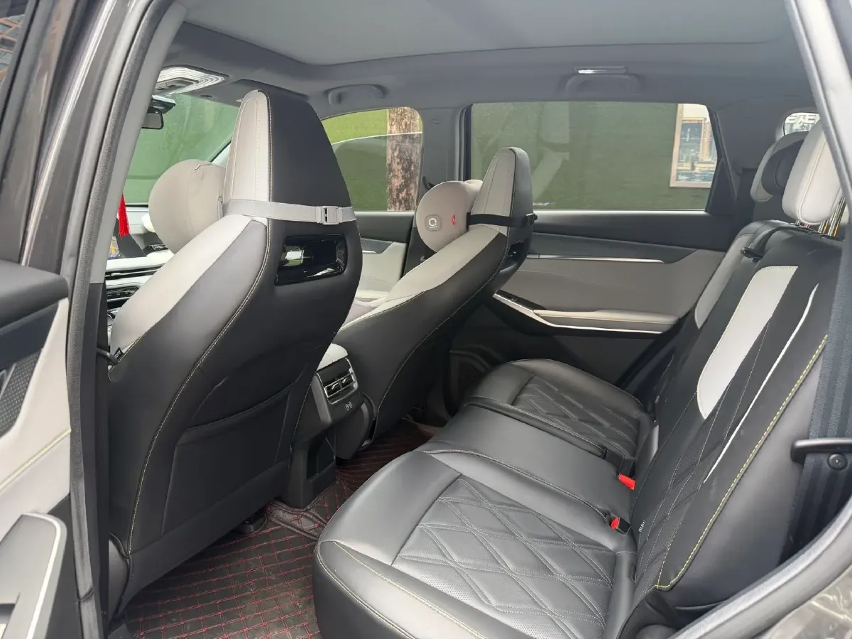 2023 ChangAn CS75 Plus 1.5T 188HP L4 8AT,autocango,china used car exporter,china ev exporter,chinese used car exporter,chinese used ev exporter