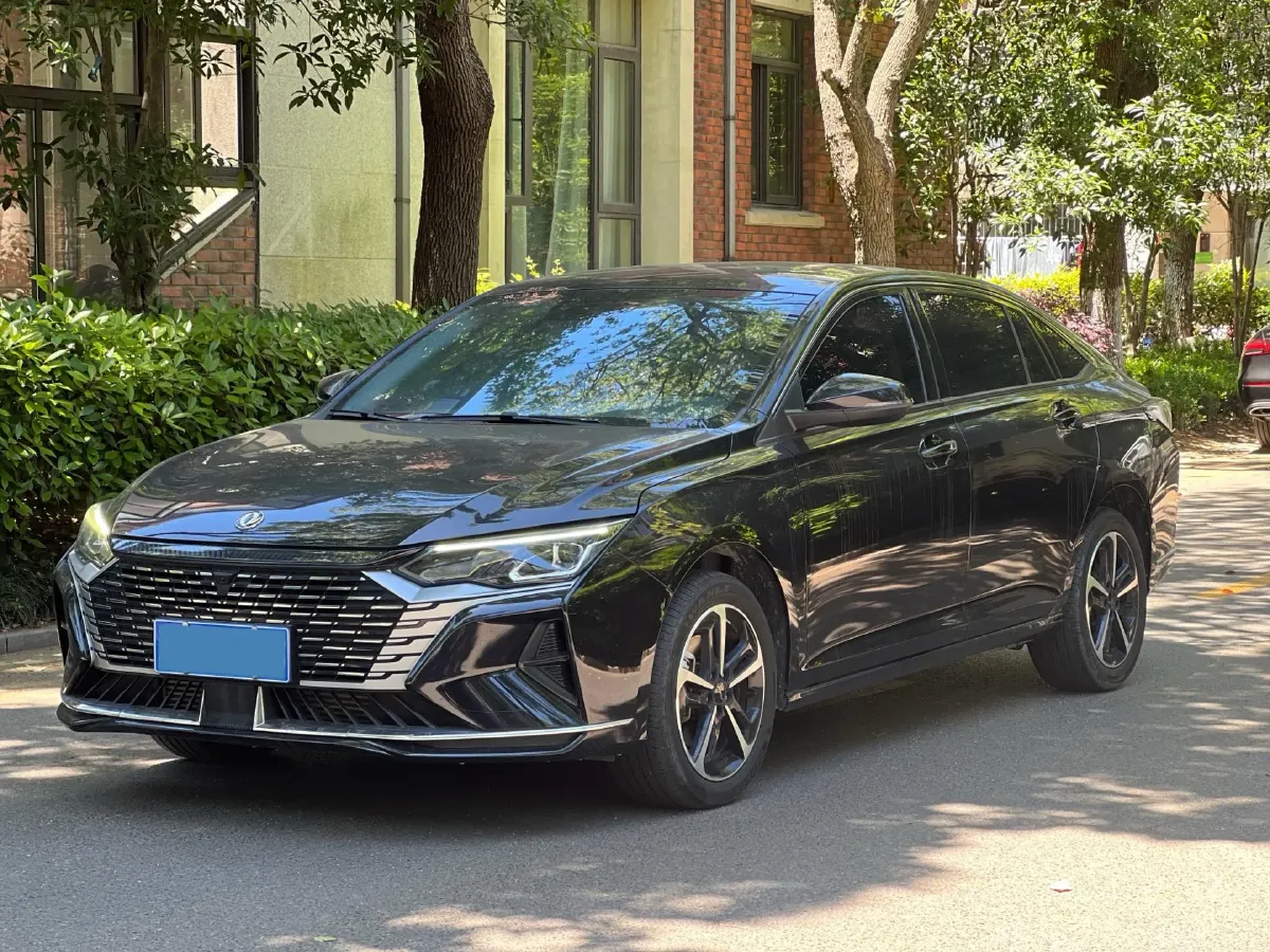 2024 DongFeng Aeolus YiXuan MAX 1.5T 197HP L4 7DCT,autocango,china used car exporter,china ev exporter,chinese used car exporter,chinese used ev exporter