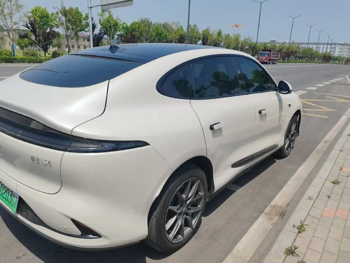 2023 IM LS6 BEV 71KWH,autocango,china used car exporter,china ev exporter,chinese used car exporter,chinese used ev exporter