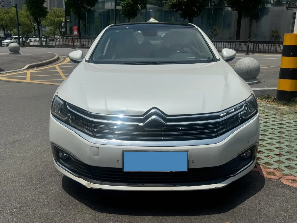 2017 Citroen C6 1.6T 167HP L4 6AT,autocango,china used car exporter,china ev exporter,chinese used car exporter,chinese used ev exporter