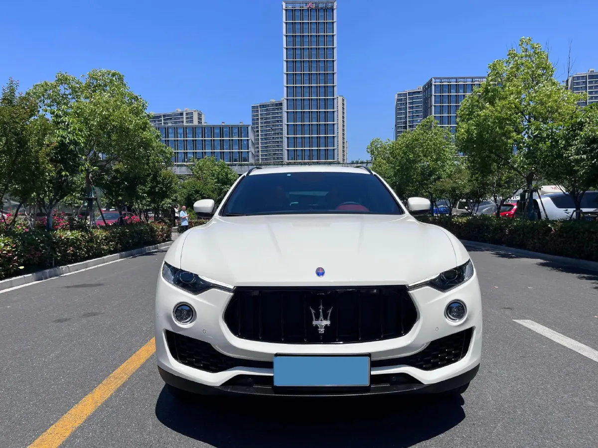 2021 Maserati Levante 3.0T 350HP V6 8AT,autocango,china used car exporter,china ev exporter,chinese used car exporter,chinese used ev exporter