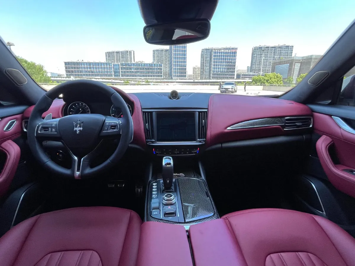 2021 Maserati Levante 3.0T 350HP V6 8AT,autocango,china used car exporter,china ev exporter,chinese used car exporter,chinese used ev exporter