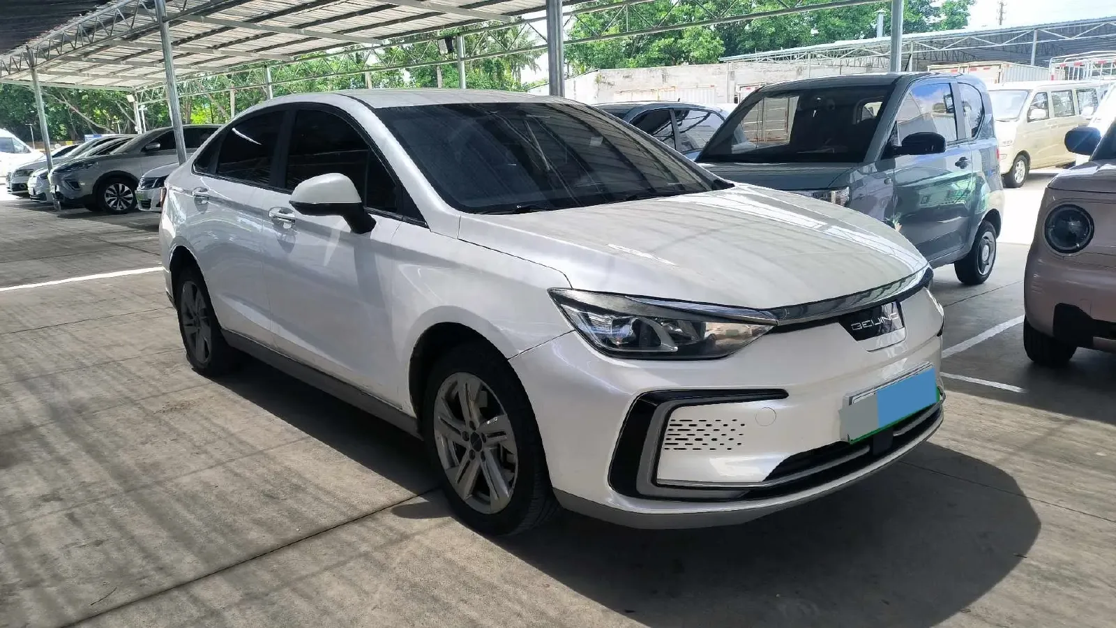 2022 Bestune B70 2.0T 224HP L4 6AT,autocango,china used car exporter,china ev exporter,chinese used car exporter,chinese used ev exporter
