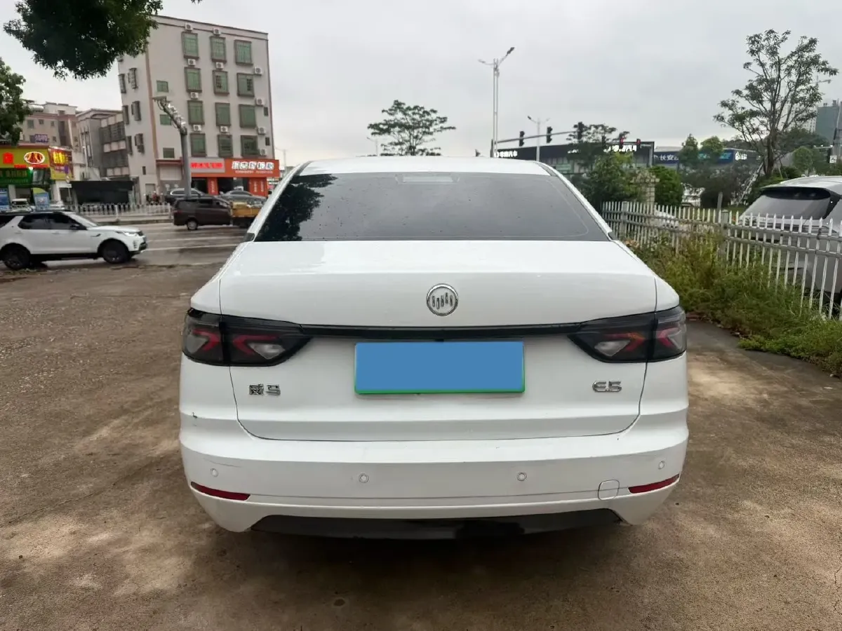 2021 Weltmeister E.5 BEV 49.92KWH,autocango,china used car exporter,china ev exporter,chinese used car exporter,chinese used ev exporter
