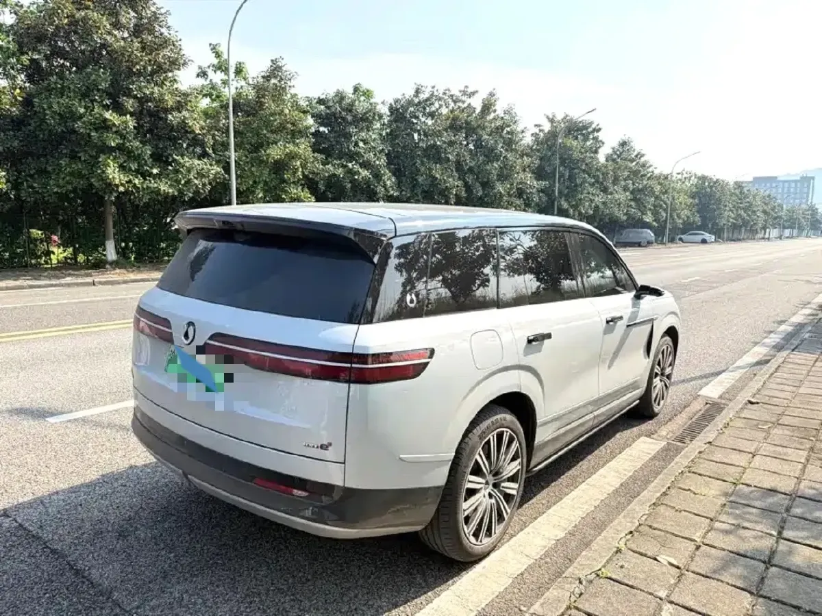 2026 Denza DenzaN9 2.0T 207HP L4 E-CVT PHEV,autocango,china used car exporter,china ev exporter,chinese used car exporter,chinese used ev exporter