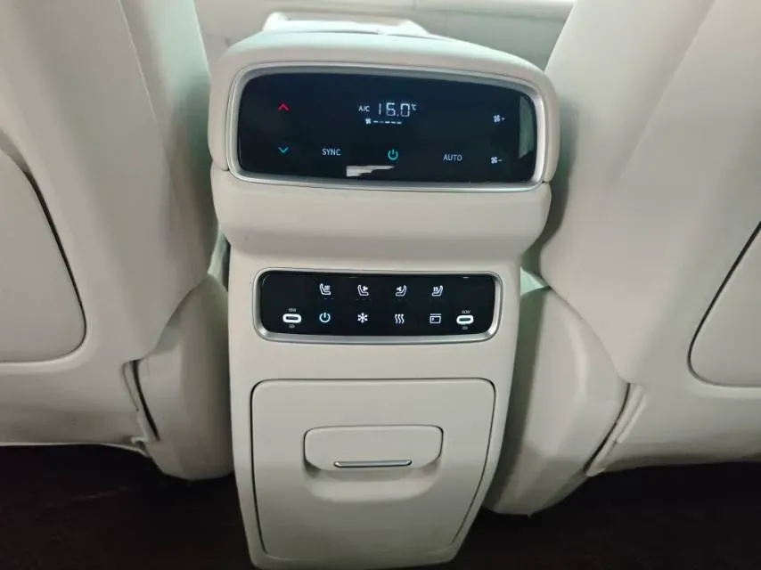 2026 DongFeng eπ eπ008 1.5T 147HP L4 REEV,autocango,china used car exporter,china ev exporter,chinese used car exporter,chinese used ev exporter