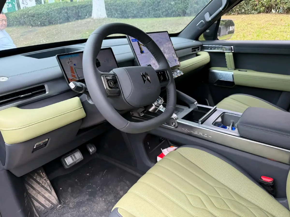 2026 M Hero 917 REEV 197HP 2AT REEV,autocango,china used car exporter,china ev exporter,chinese used car exporter,chinese used ev exporter