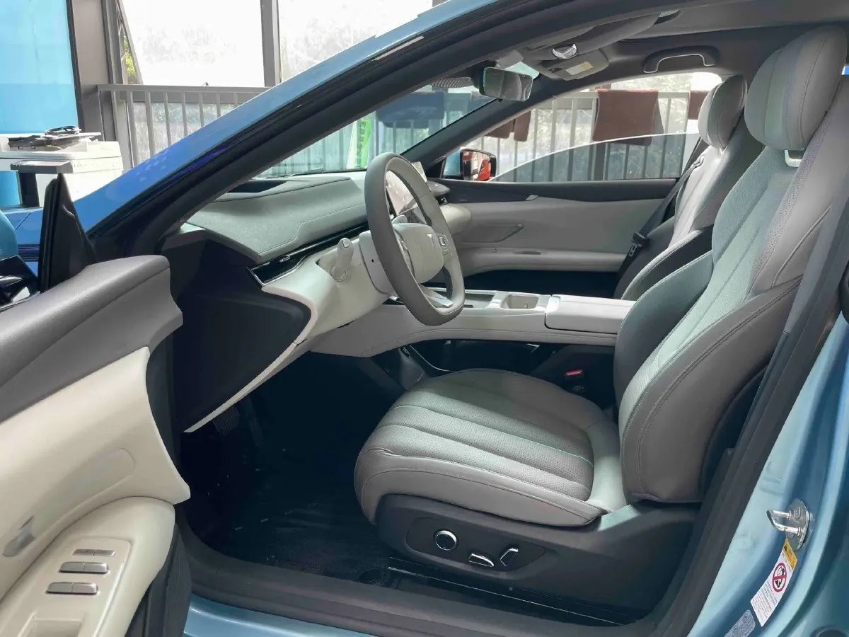 2024 Deepal L07 1.5L 98HP L4 REEV 28.39KWH,autocango,china used car exporter,china ev exporter,chinese used car exporter,chinese used ev exporter