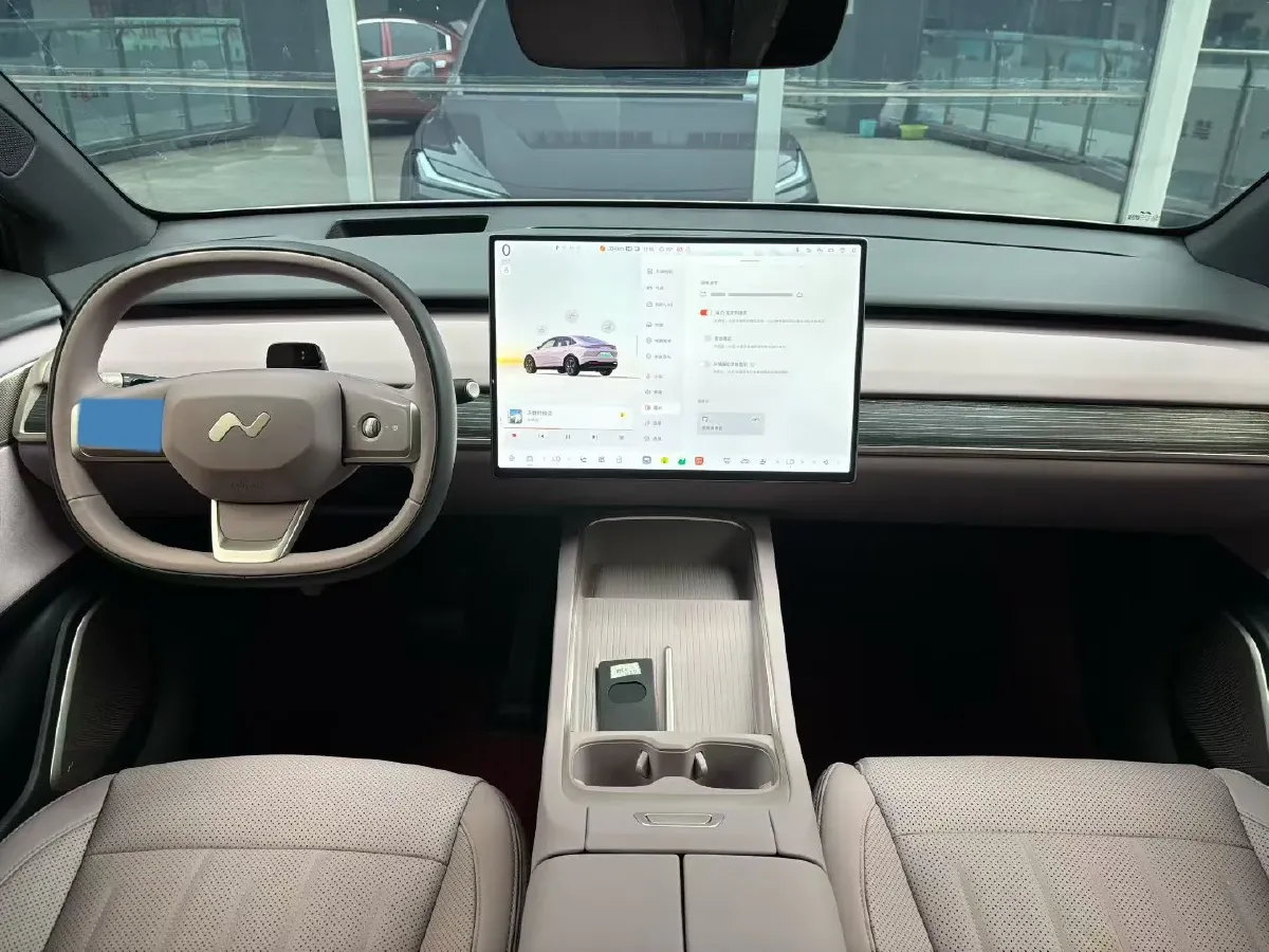 2024 ONVO L60 BEV 60KWH,autocango,china used car exporter,china ev exporter,chinese used car exporter,chinese used ev exporter