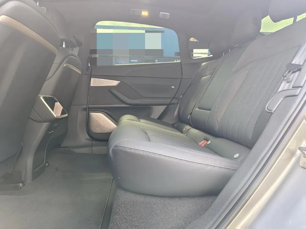 2024 ONVO L60 BEV 60KWH,autocango,china used car exporter,china ev exporter,chinese used car exporter,chinese used ev exporter