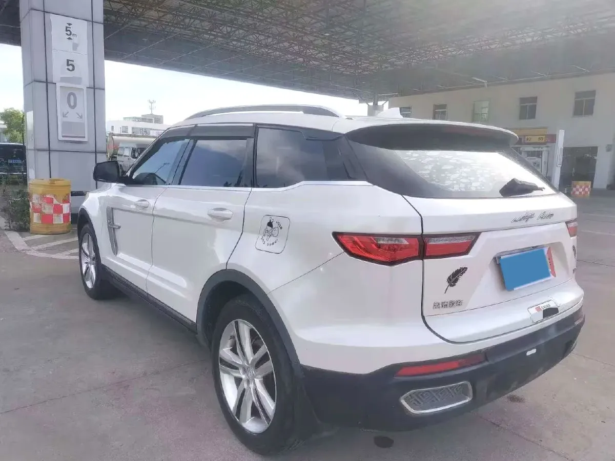 2017 Zotye T700 1.8T 177HP L4 6DCT,autocango,china used car exporter,china ev exporter,chinese used car exporter,chinese used ev exporter