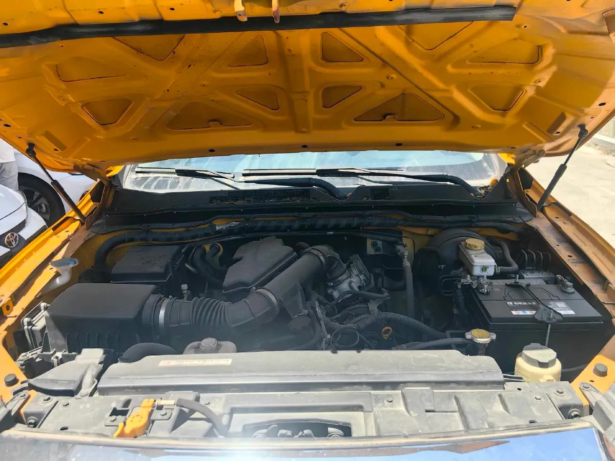 2020 Dongfeng RuiQi 6 2.4L 158HP L4 5MT,autocango,china used car exporter,china ev exporter,chinese used car exporter,chinese used ev exporter