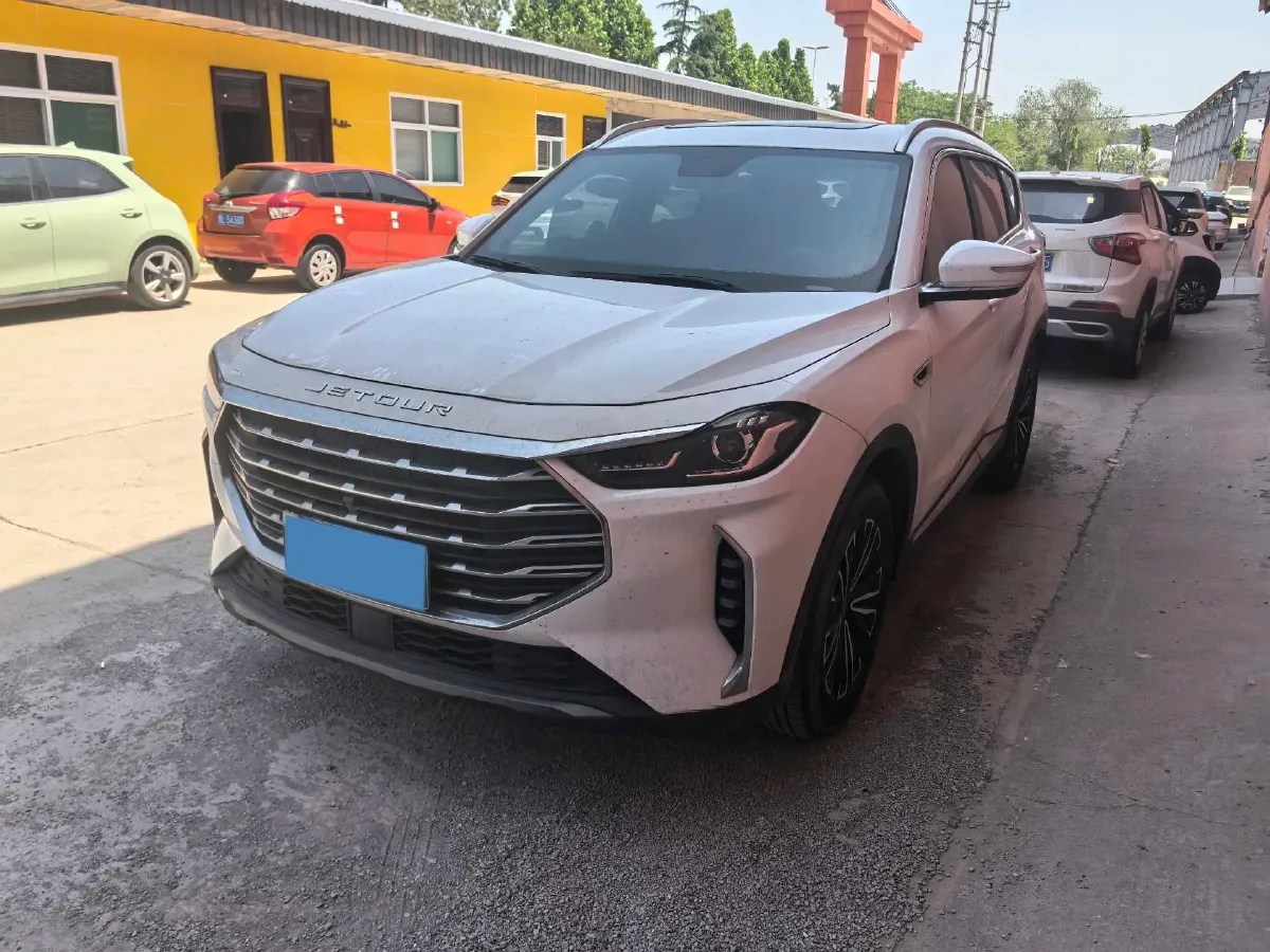 2023 ChangAn Oshan X7 Plus 1.5T 188HP L4 7DCT,autocango,china used car exporter,china ev exporter,chinese used car exporter,chinese used ev exporter