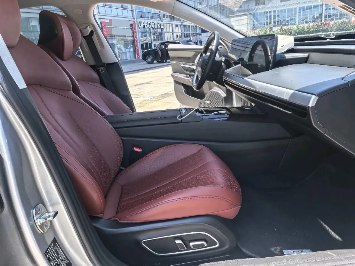 2020 Xpeng P7 BEV 70.8KWH,autocango,china used car exporter,china ev exporter,chinese used car exporter,chinese used ev exporter