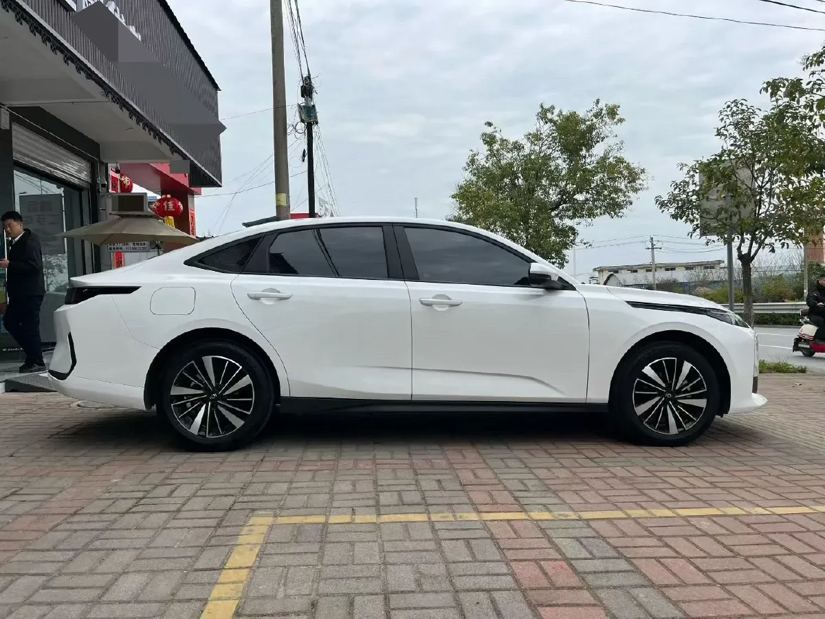2025 ChangAn QiYuan A05 1.5L 98HP L4 E-CVT PHEV 9.07KWH,autocango,china used car exporter,china ev exporter,chinese used car exporter,chinese used ev exporter