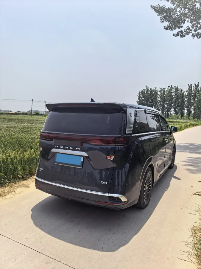 2022 HongQi HS7 3.0T 337HP V6 8AT,autocango,china used car exporter,china ev exporter,chinese used car exporter,chinese used ev exporter
