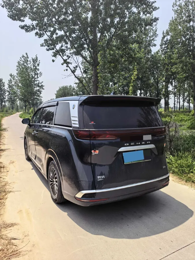 2022 HongQi HS7 3.0T 337HP V6 8AT,autocango,china used car exporter,china ev exporter,chinese used car exporter,chinese used ev exporter