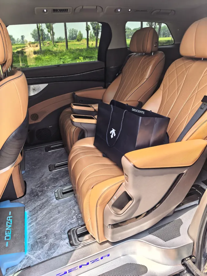 2022 HongQi HS7 3.0T 337HP V6 8AT,autocango,china used car exporter,china ev exporter,chinese used car exporter,chinese used ev exporter