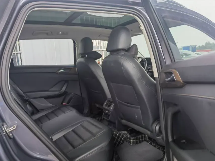2021 Volkswagen Tharu 1.4T 150HP L4 7DCT,autocango,china used car exporter,china ev exporter,chinese used car exporter,chinese used ev exporter