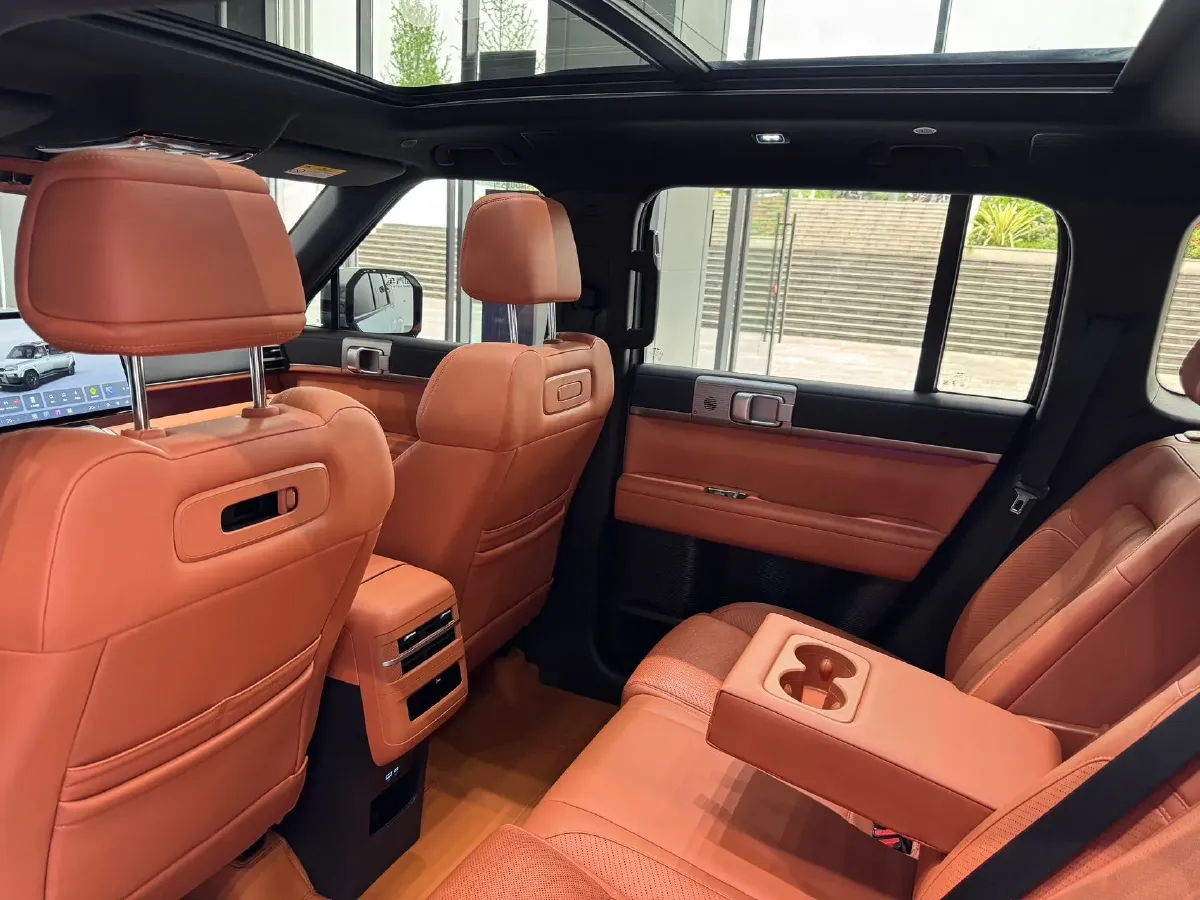2025 FangChengBao Tai 7 1.5T 156HP L4 E-CVT PHEV,autocango,china used car exporter,china ev exporter,chinese used car exporter,chinese used ev exporter