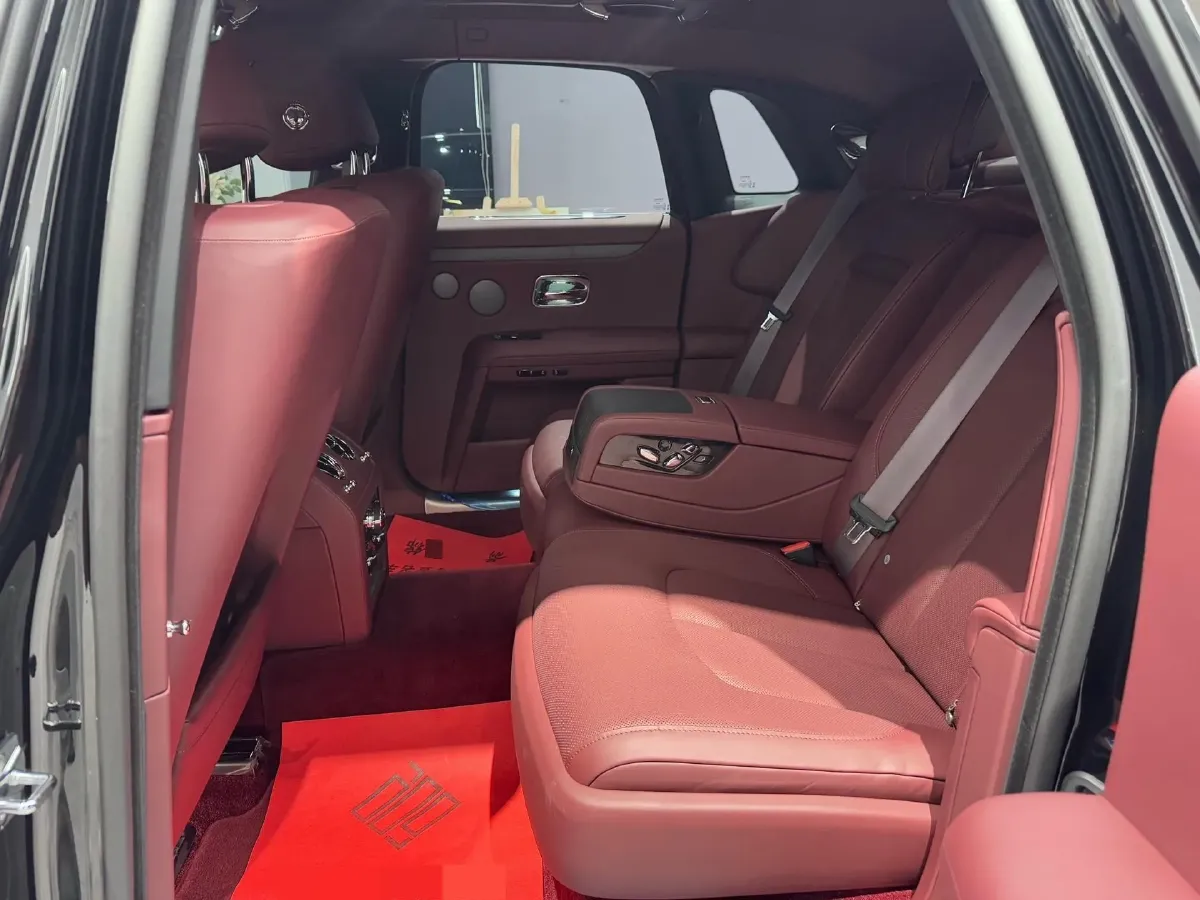 2021 Rolls-Royce Ghost 6.7T 571HP V12 8AT,autocango,china used car exporter,china ev exporter,chinese used car exporter,chinese used ev exporter
