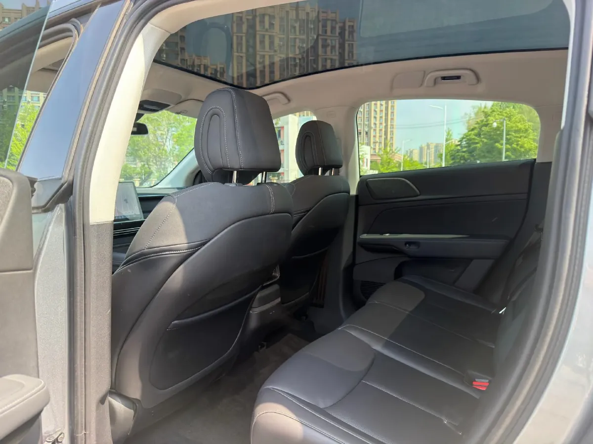 2023 Xpeng G6 BEV 66KWH,autocango,china used car exporter,china ev exporter,chinese used car exporter,chinese used ev exporter