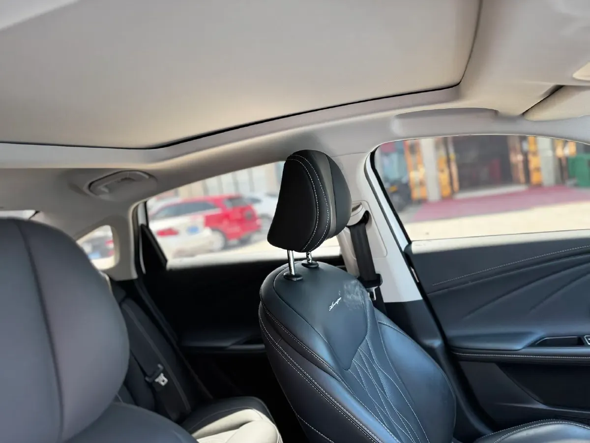 2022 Chery Arrizo 8 1.6T 197HP L4 7DCT,autocango,china used car exporter,china ev exporter,chinese used car exporter,chinese used ev exporter