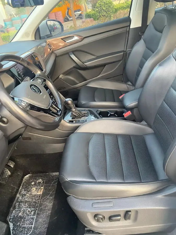 2021 Volkswagen Tharu 1.4T 150HP L4 7DCT,autocango,china used car exporter,china ev exporter,chinese used car exporter,chinese used ev exporter