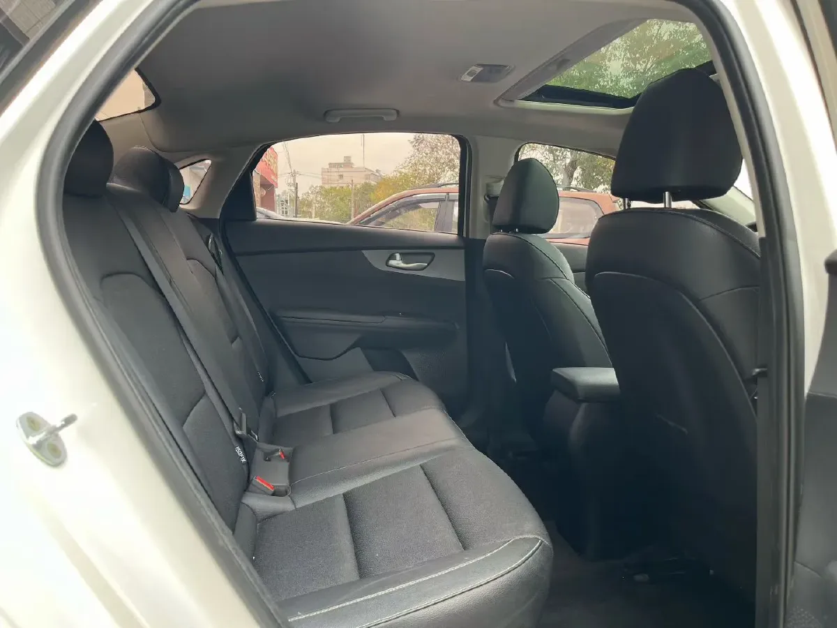 2021 Kia K3 1.5L 115HP L4 CVT,autocango,china used car exporter,china ev exporter,chinese used car exporter,chinese used ev exporter