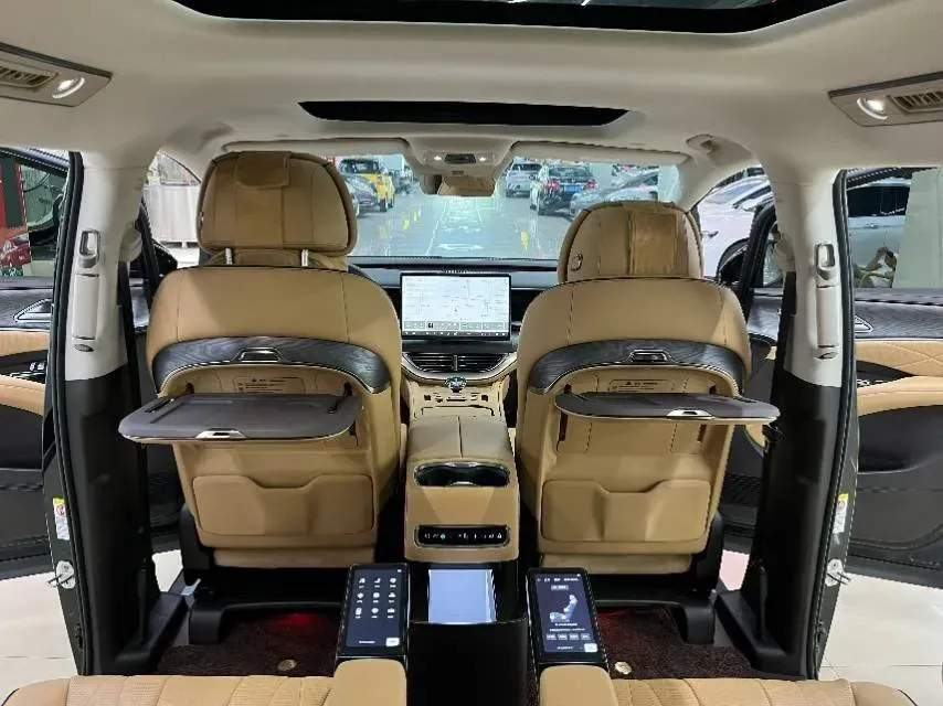 2024 Denza D9 1.5T 139HP L4 E-CVT PHEV 40KWH,autocango,china used car exporter,china ev exporter,chinese used car exporter,chinese used ev exporter