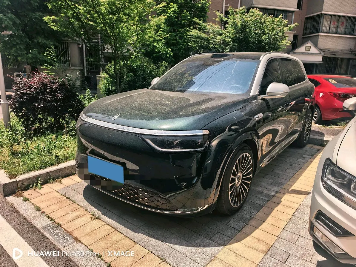 2025 AITO AITO M8 REEV 160HP REEV 53.4KWH,autocango,china used car exporter,china ev exporter,chinese used car exporter,chinese used ev exporter