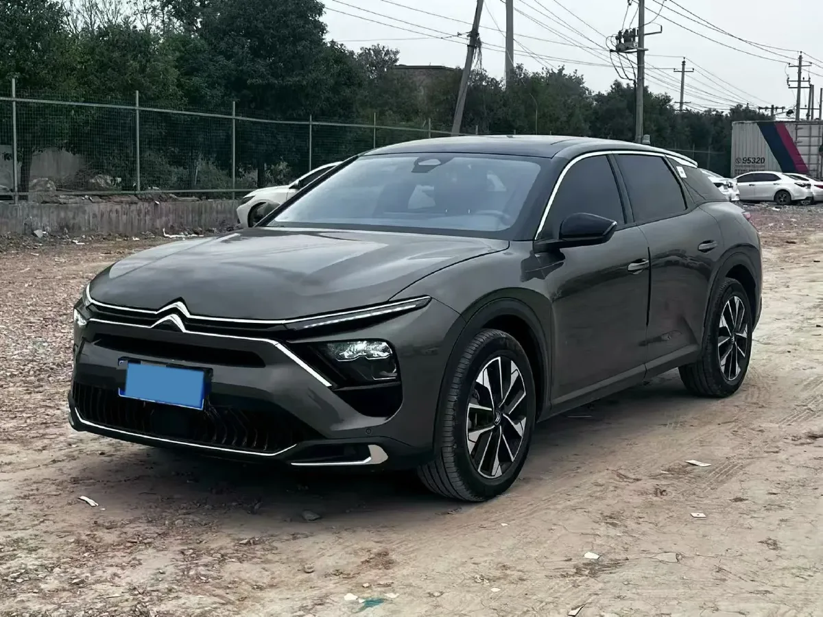 2021 Citroen C5 X 1.6T 175HP L4 8AT,autocango,china used car exporter,china ev exporter,chinese used car exporter,chinese used ev exporter