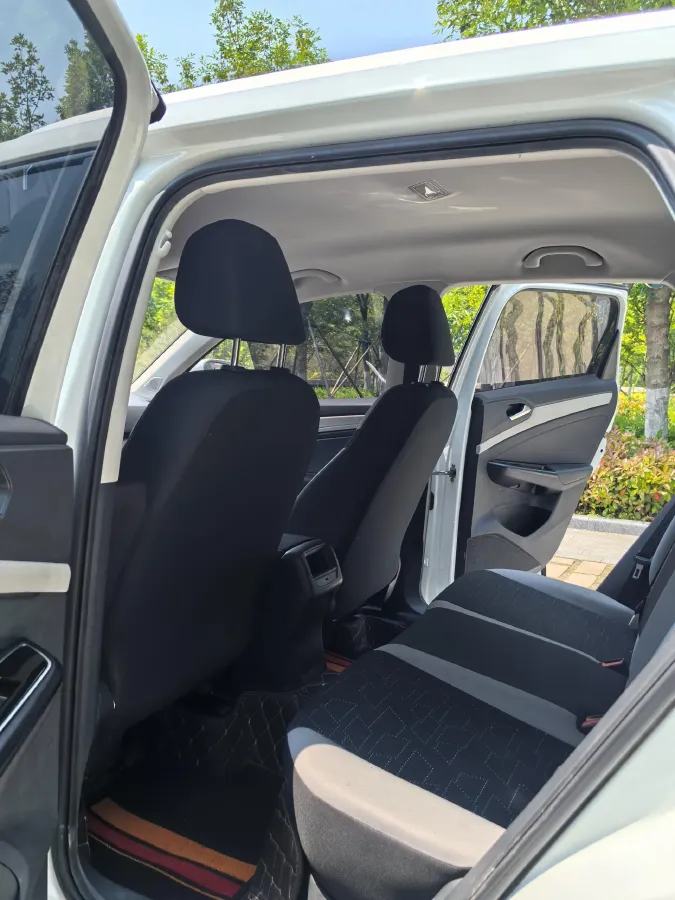 2023 Jetta VS5 1.4T 150HP L4 6AT,autocango,china used car exporter,china ev exporter,chinese used car exporter,chinese used ev exporter