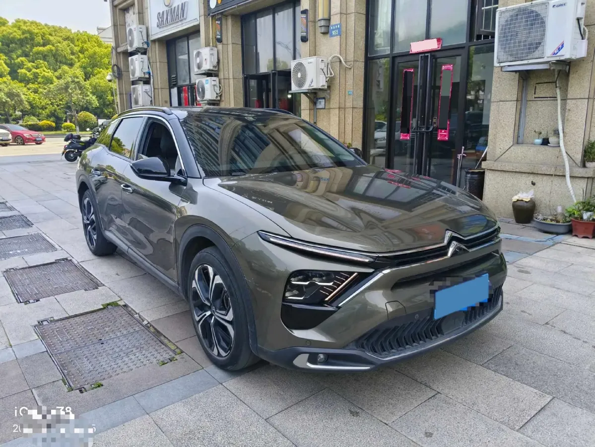 2022 Citroen C5 X 1.6T 175HP L4 8AT,autocango,china used car exporter,china ev exporter,chinese used car exporter,chinese used ev exporter
