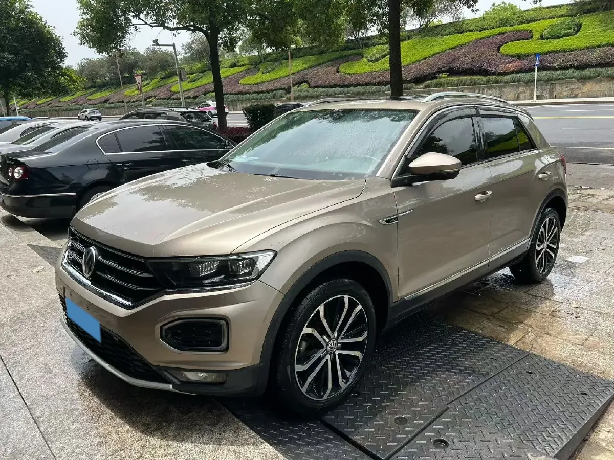 2018 Borgward BX7 2.0T 224HP L4 6AT,autocango,china used car exporter,china ev exporter,chinese used car exporter,chinese used ev exporter
