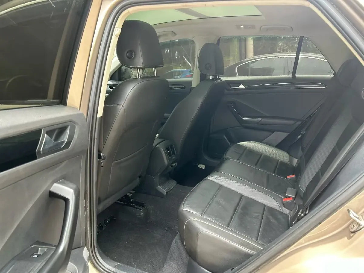 2018 Borgward BX7 2.0T 224HP L4 6AT,autocango,china used car exporter,china ev exporter,chinese used car exporter,chinese used ev exporter