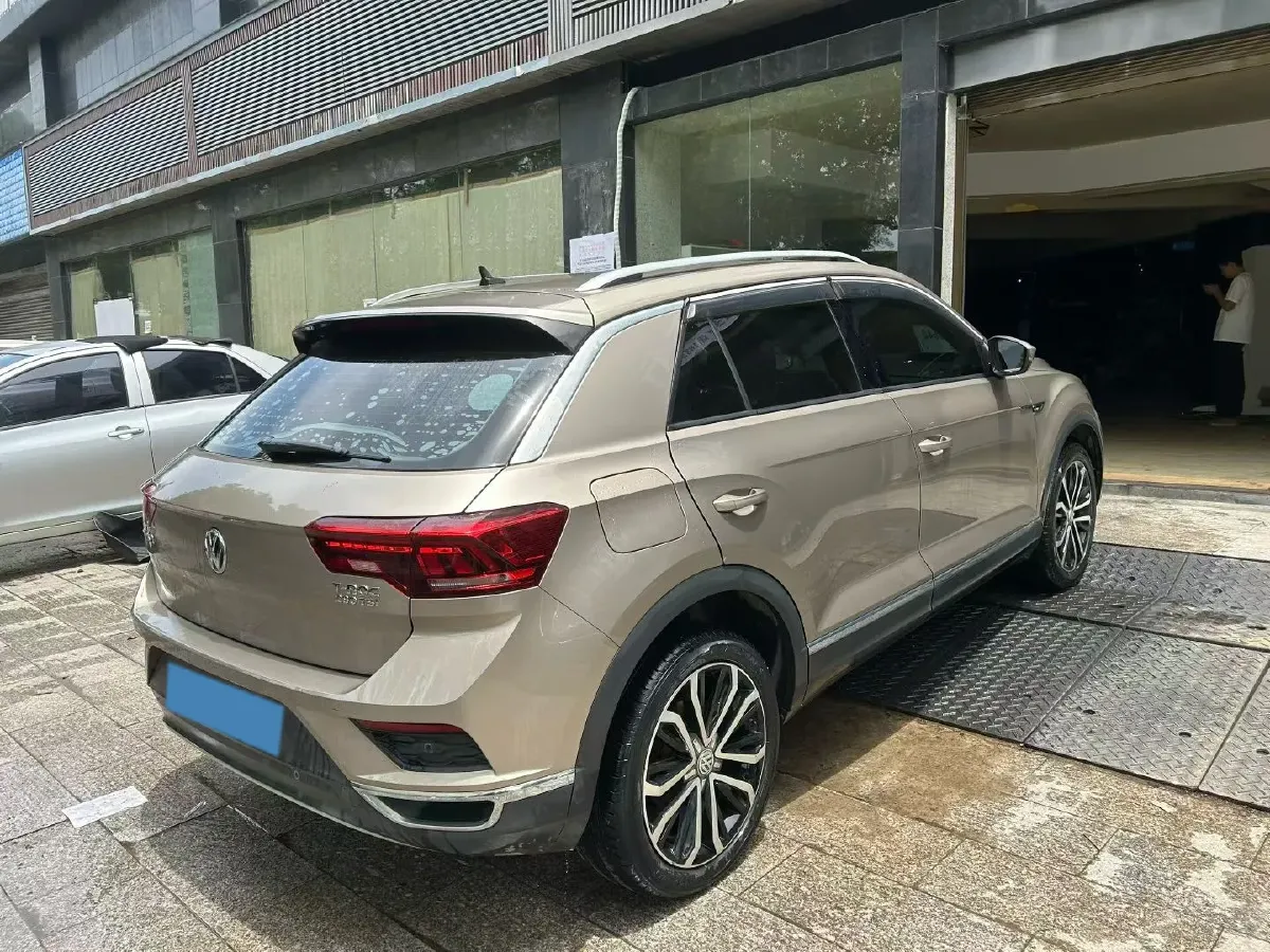 2018 Borgward BX7 2.0T 224HP L4 6AT,autocango,china used car exporter,china ev exporter,chinese used car exporter,chinese used ev exporter