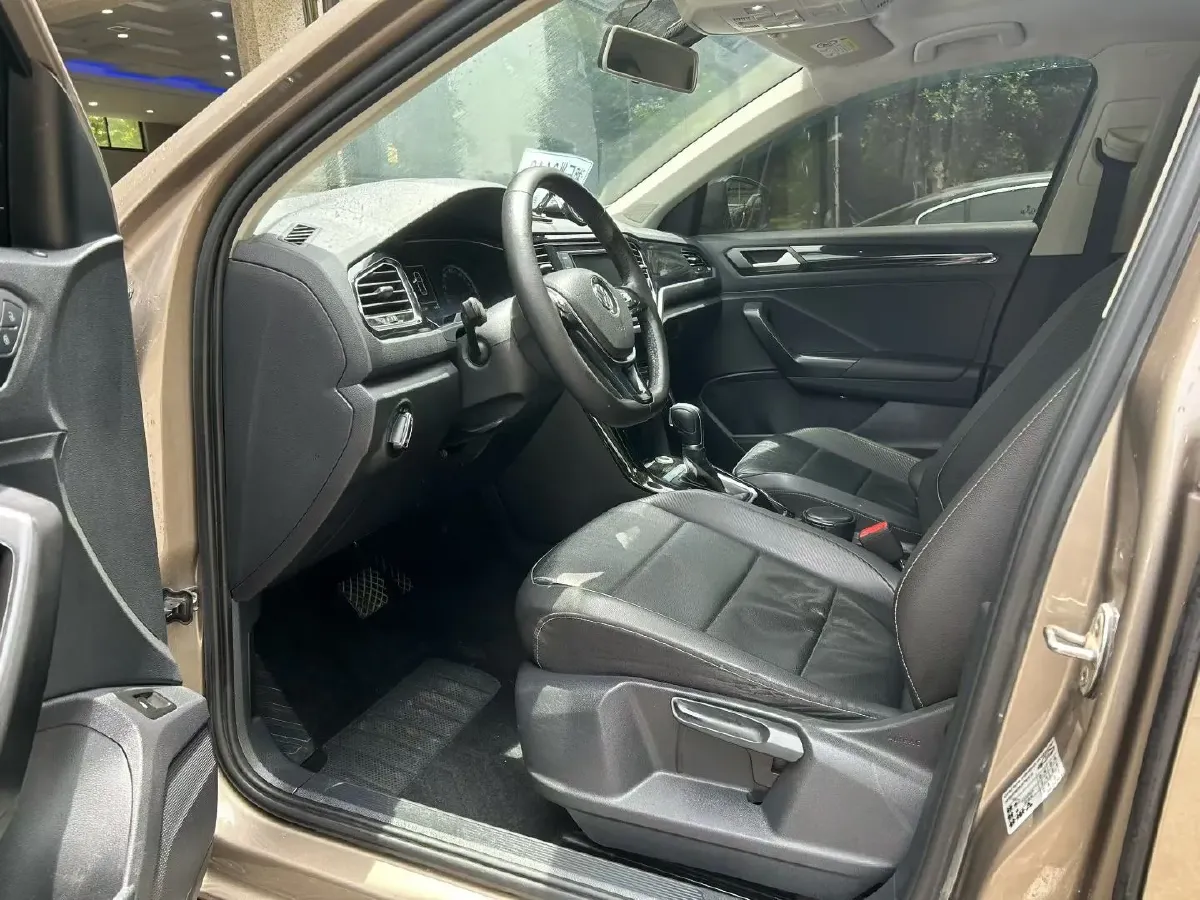 2018 Borgward BX7 2.0T 224HP L4 6AT,autocango,china used car exporter,china ev exporter,chinese used car exporter,chinese used ev exporter