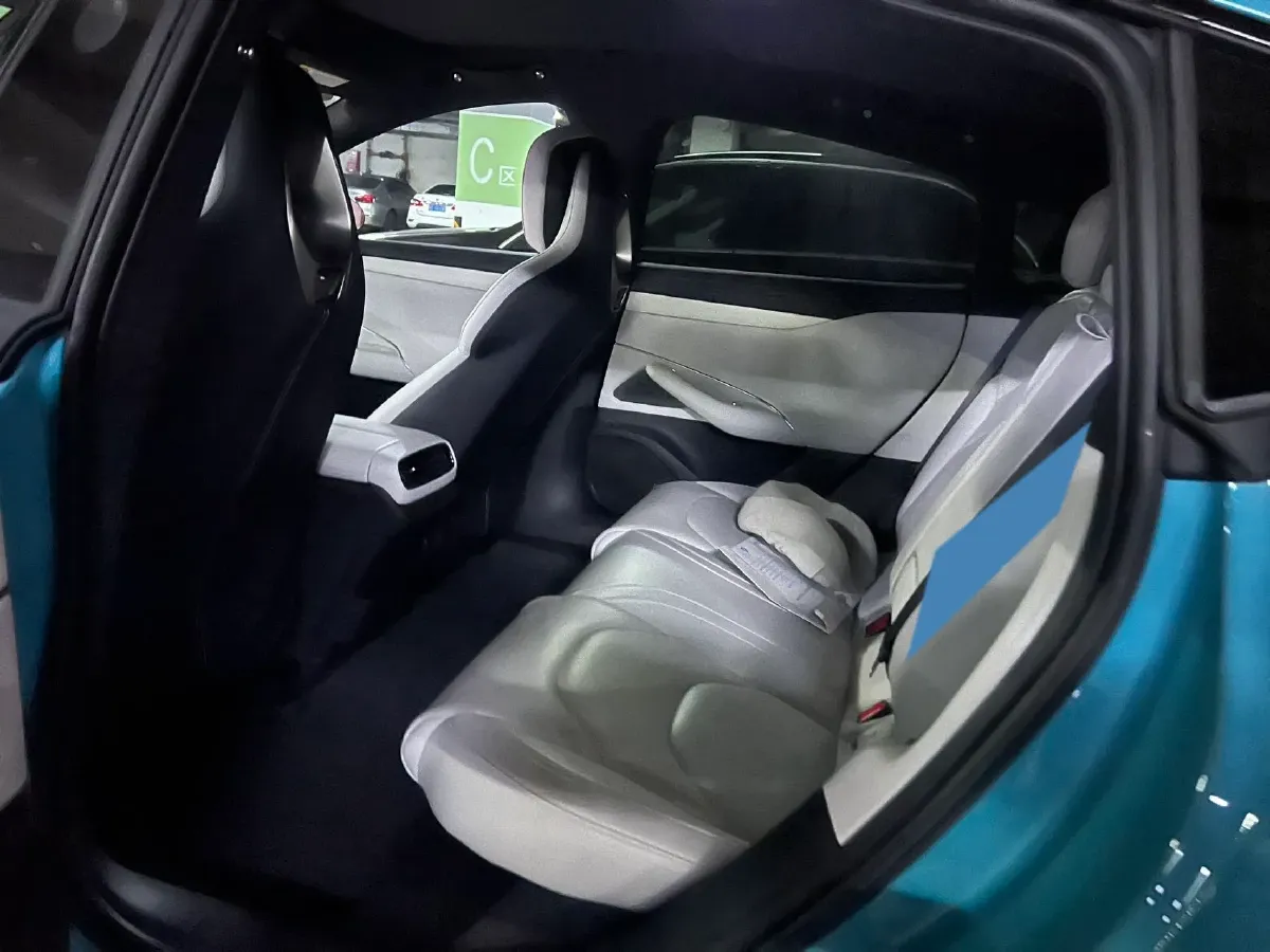 2024 MI SU7 BEV 94.3KWH,autocango,china used car exporter,china ev exporter,chinese used car exporter,chinese used ev exporter