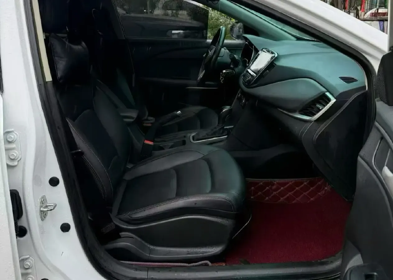 2020 Chevrolet Monza 1.0T 125HP L3 6DCT,autocango,china used car exporter,china ev exporter,chinese used car exporter,chinese used ev exporter