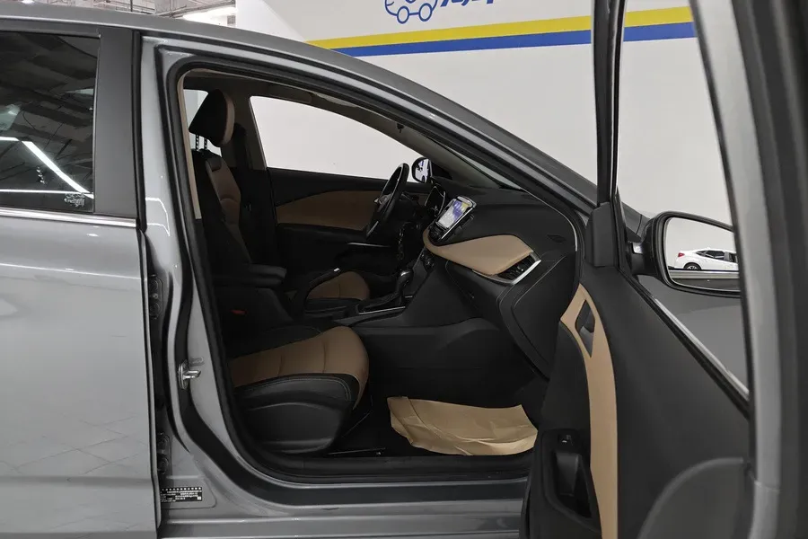 2022 Chevrolet Monza 1.5L 113HP L4 6AT,autocango,china used car exporter,china ev exporter,chinese used car exporter,chinese used ev exporter