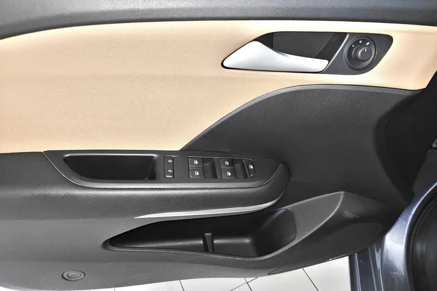 2022 Chevrolet Monza 1.5L 113HP L4 6AT,autocango,china used car exporter,china ev exporter,chinese used car exporter,chinese used ev exporter