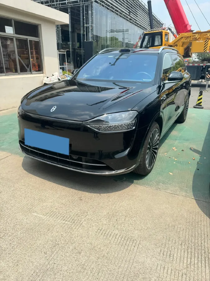 2024 AITO AITO M9 1.5T 152HP L4 REEV 42KWH,autocango,china used car exporter,china ev exporter,chinese used car exporter,chinese used ev exporter