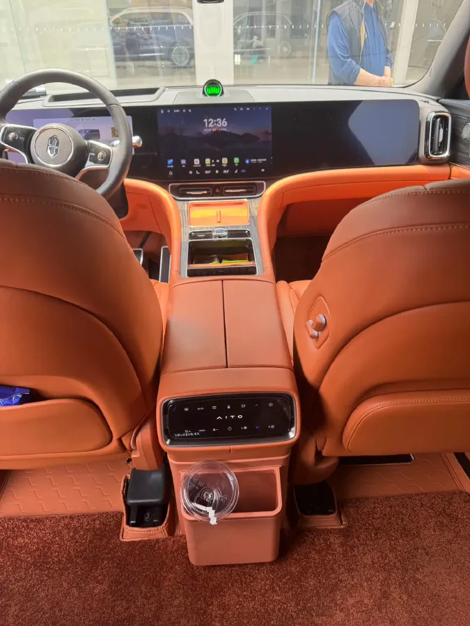 2024 AITO AITO M9 1.5T 152HP L4 REEV 42KWH,autocango,china used car exporter,china ev exporter,chinese used car exporter,chinese used ev exporter
