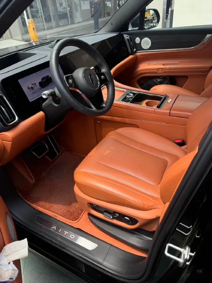2024 AITO AITO M9 1.5T 152HP L4 REEV 42KWH,autocango,china used car exporter,china ev exporter,chinese used car exporter,chinese used ev exporter