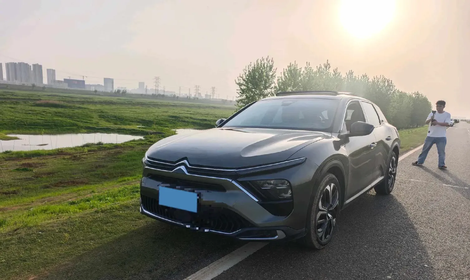 2021 Citroen C5 X 1.6T 175HP L4 8AT,autocango,china used car exporter,china ev exporter,chinese used car exporter,chinese used ev exporter