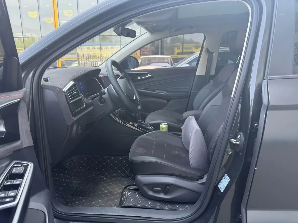 2022 Jetta VS7 1.4T 150HP L4 6AT,autocango,china used car exporter,china ev exporter,chinese used car exporter,chinese used ev exporter