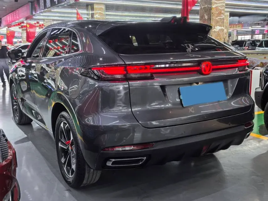 2023 ChangAn UNI-K iDD 1.5T 170HP L4 6TCT PHEV 28.39KWH,autocango,china used car exporter,china ev exporter,chinese used car exporter,chinese used ev exporter