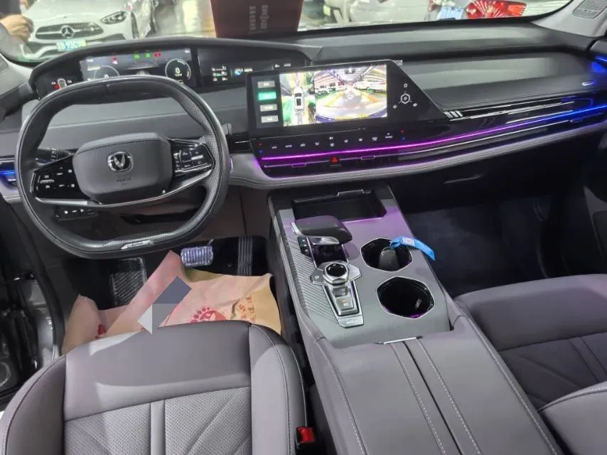 2023 ChangAn UNI-K iDD 1.5T 170HP L4 6TCT PHEV 28.39KWH,autocango,china used car exporter,china ev exporter,chinese used car exporter,chinese used ev exporter