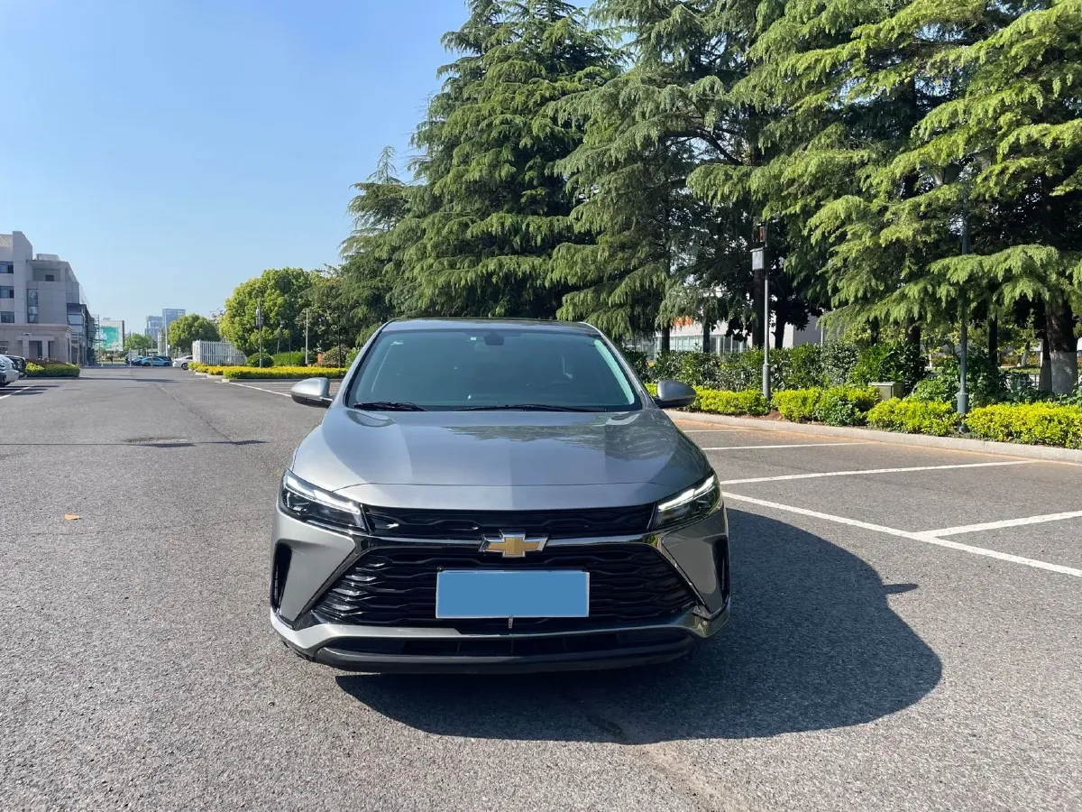 2023 Chevrolet Monza 1.5L 113HP L4 6DCT,autocango,china used car exporter,china ev exporter,chinese used car exporter,chinese used ev exporter